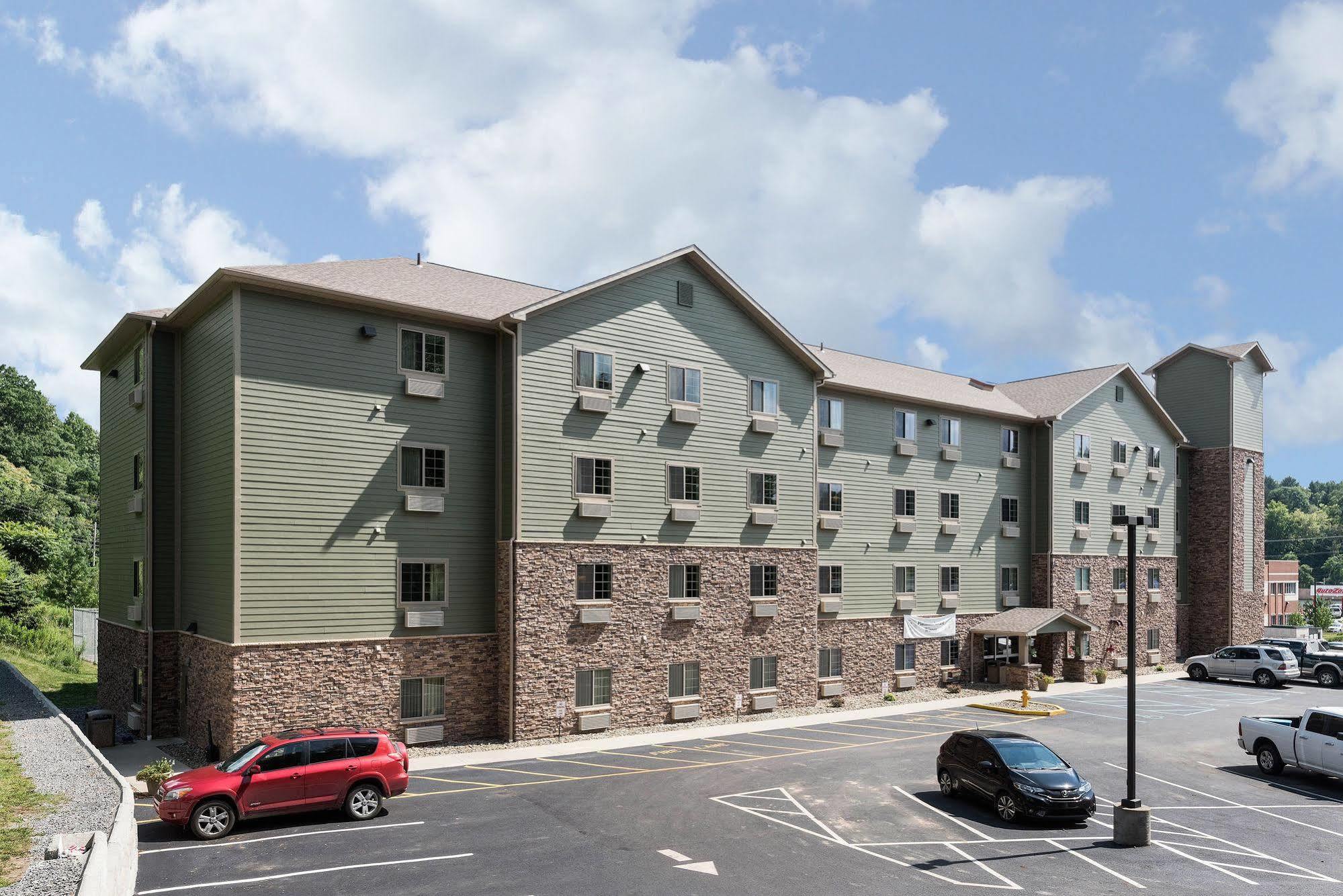 Suburban Hotel